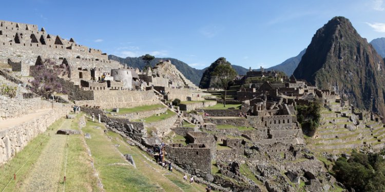 Inca Trail s End: Machu Picchu