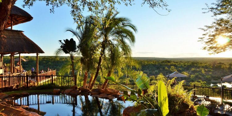 Victoria Falls Safari Lodge