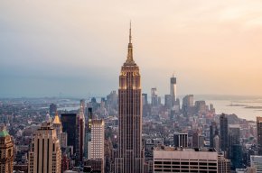 Empire State Building photo by cocozero