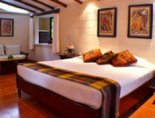 Hacienda Chichen recently renovated its guestrooms with elegant Mexican decoration and Colonial artwork