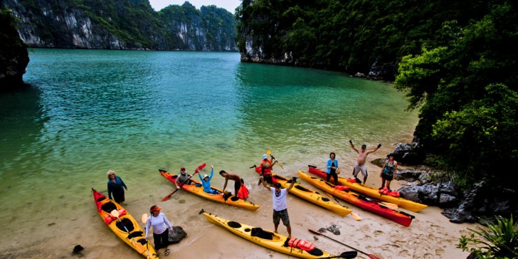 Kayaking in Halong Bay